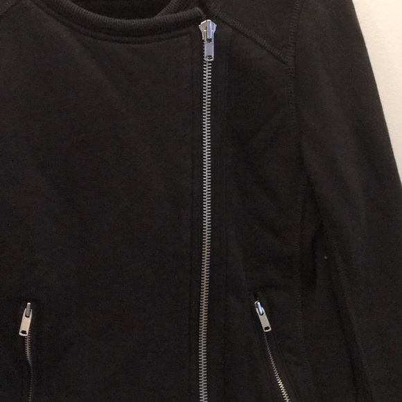 Gap Jacket - Picture 2 of 4